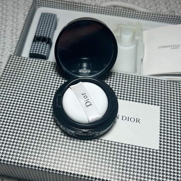 Dior Black and White Checkered Box - red lipstick, cushion mirror, no perfume - Picture 8 of 10
